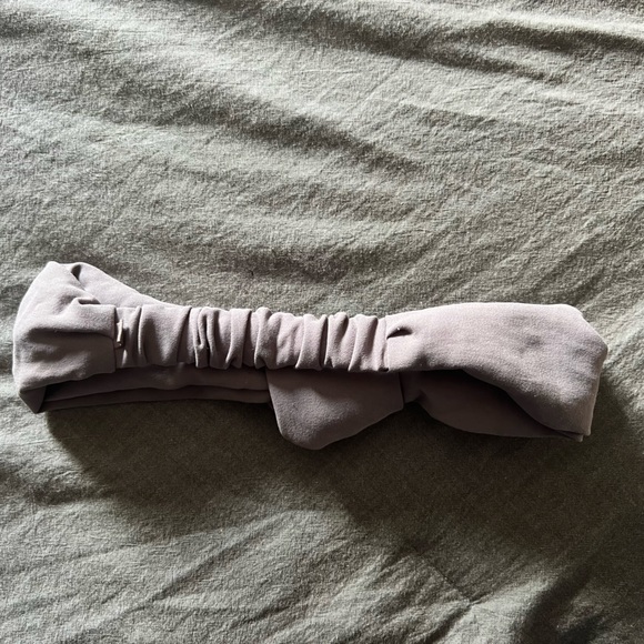 Lilac Lululemon Headband - Picture 4 of 4